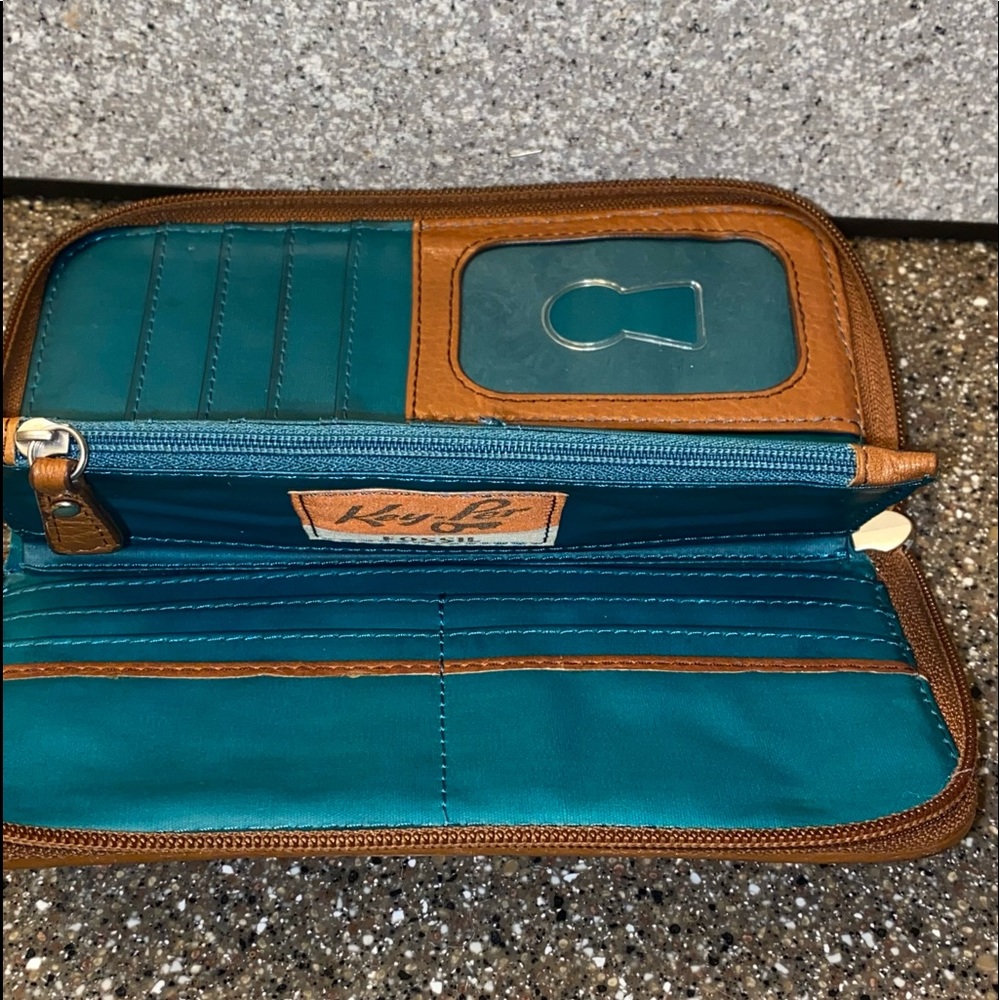 Fossil Keyper Wallet - image 8